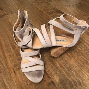 Suede strappy Steve Madden block heel